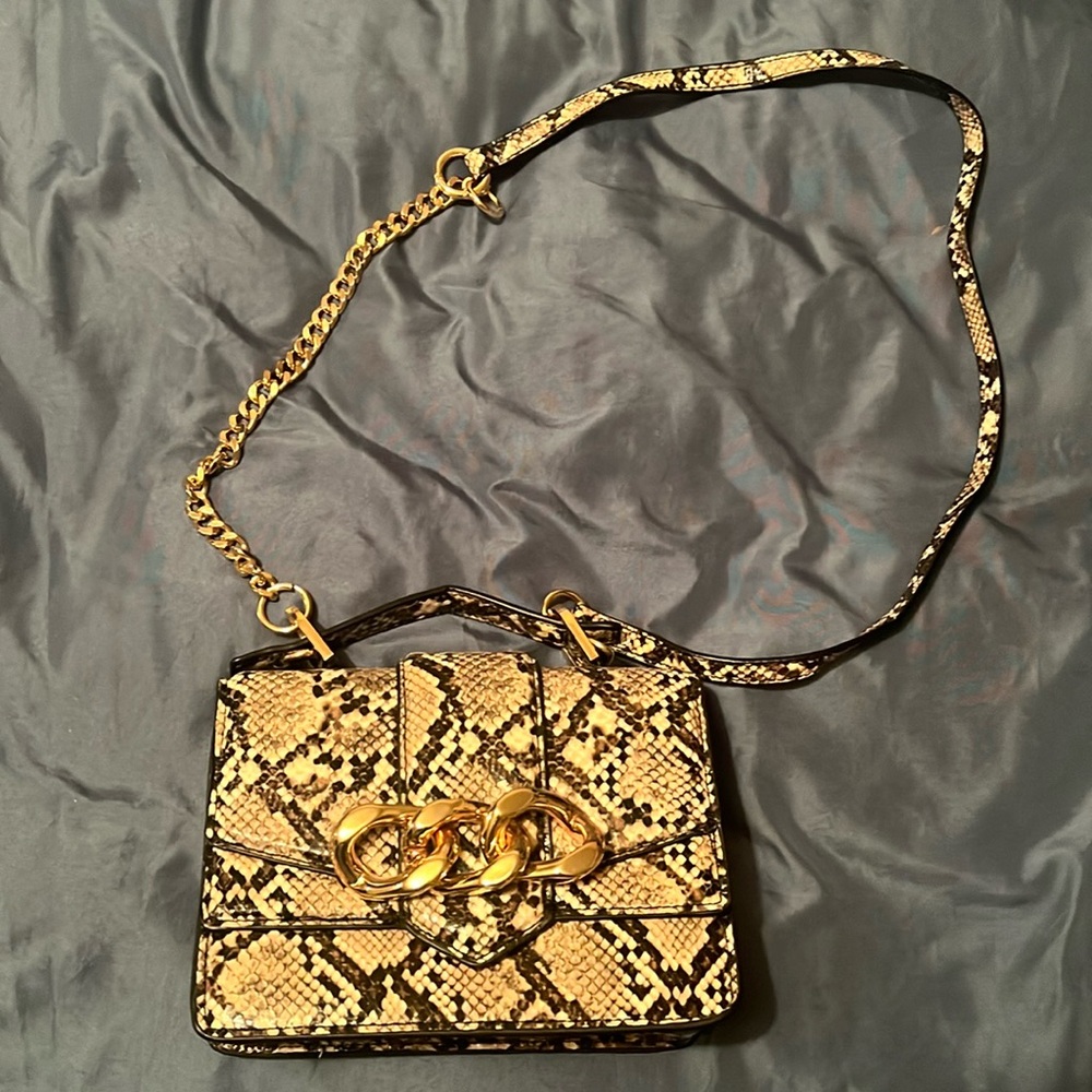 Zara purse